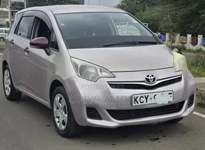 Toyota Ractis 2013 Pink