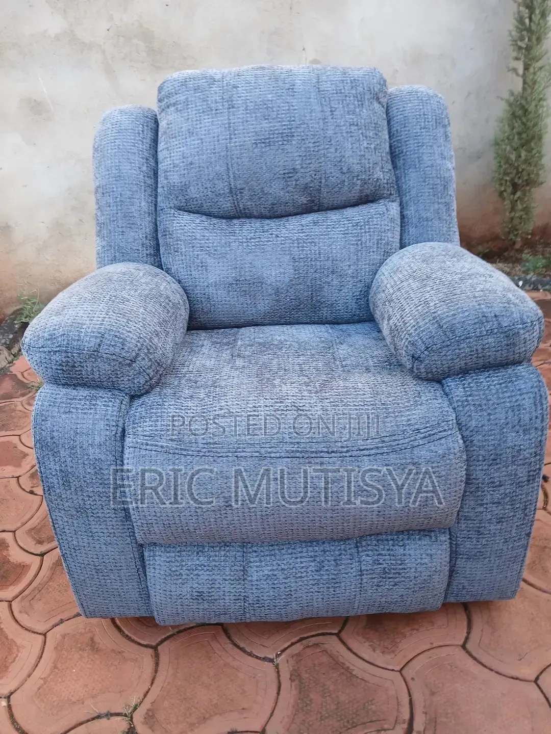 Recliner Refilling and Puffing