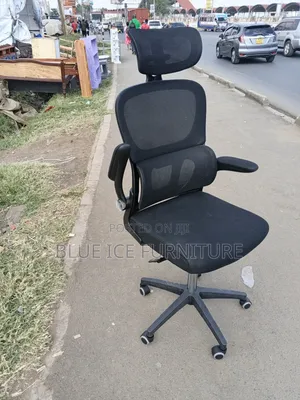 Office Chair With Flipping Hand and Headrest