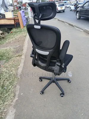 Office Chair With Flipping Hand and Headrest