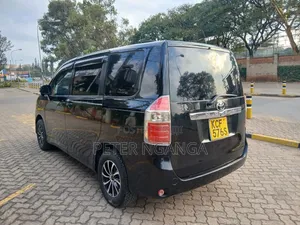 Toyota Noah 2008 Black