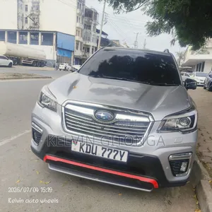 Subaru Forester 2018 Silver