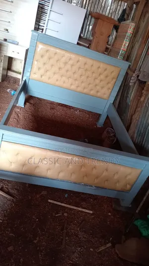 4x6 Stylish Blue and Cream Bed
