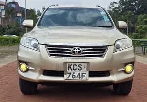 Toyota Vanguard 2011 Gold