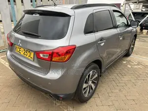 Mitsubishi RVR 2015 Silver