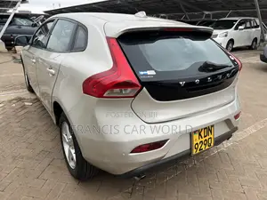 Volvo V40 2016 Gray