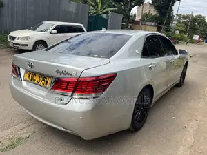 Toyota Crown 2013 Silver