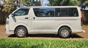 Toyota HiAce 2009 White