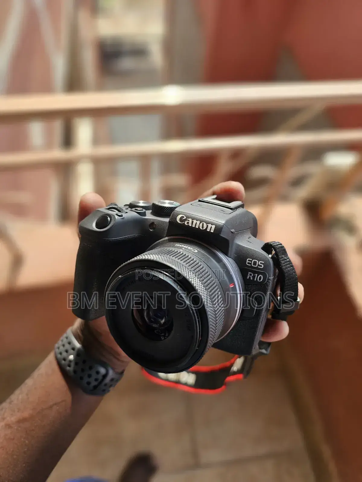 Canon Eos R10 Available for Hire.