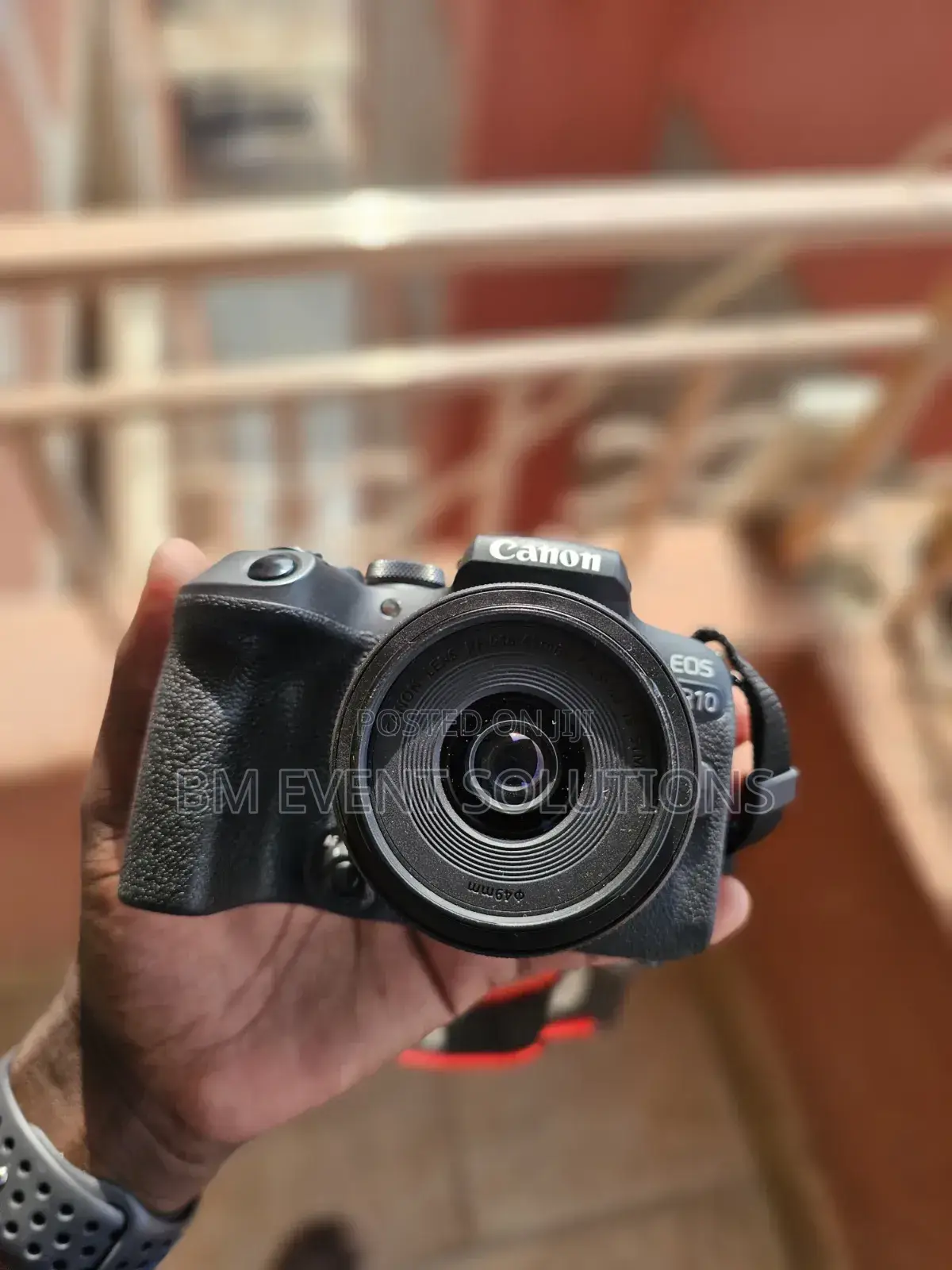 Canon Eos R10 Available for Hire.
