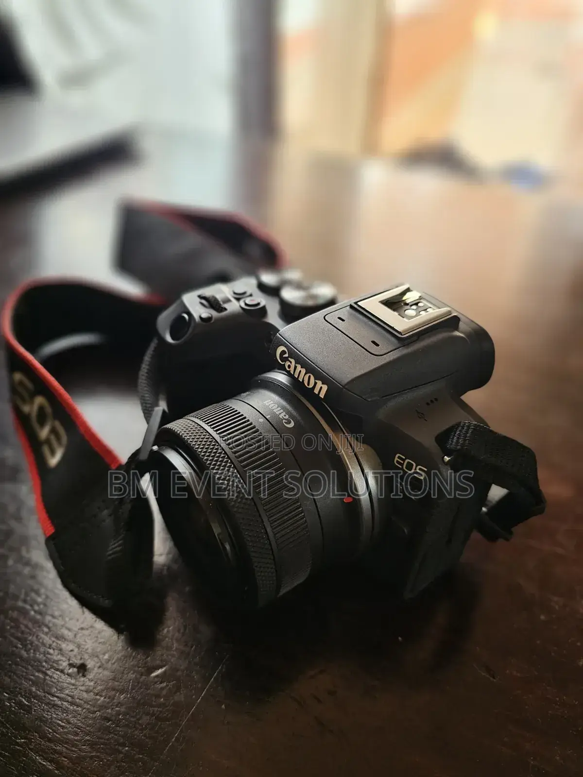 Canon Eos R10 Available for Hire.