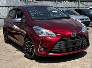Toyota Vitz 2019 Red
