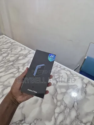 New Samsung Galaxy Z Flip6 512 GB Blue