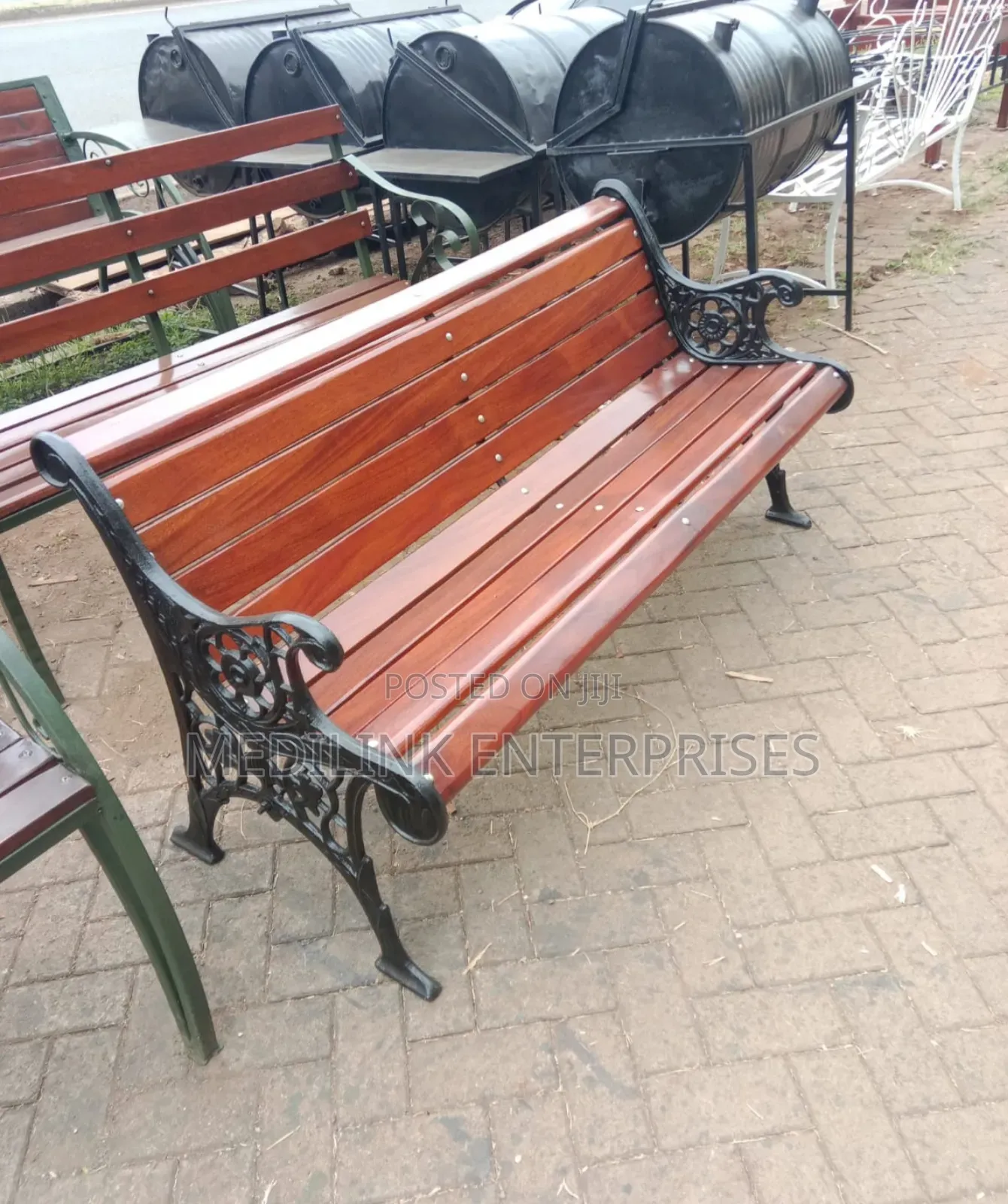 Upstand Modern All Weather Park/Home B3nches