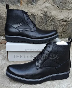 Quality Casual Leather Clarks Low Boots Shoes With Flat Rubber Sole