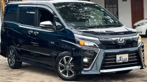 Toyota Noah 2.0 FWD (6 Seater) 2019 Black
