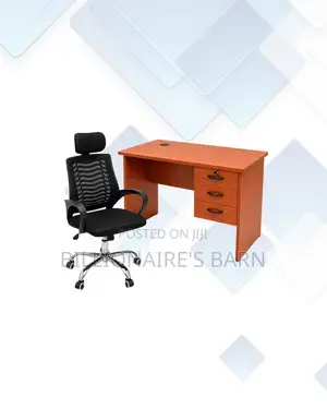 Compact 1m Desk and Headrest Mesh Chair for Desk Productivity