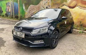 Volkswagen Polo 2015 Black
