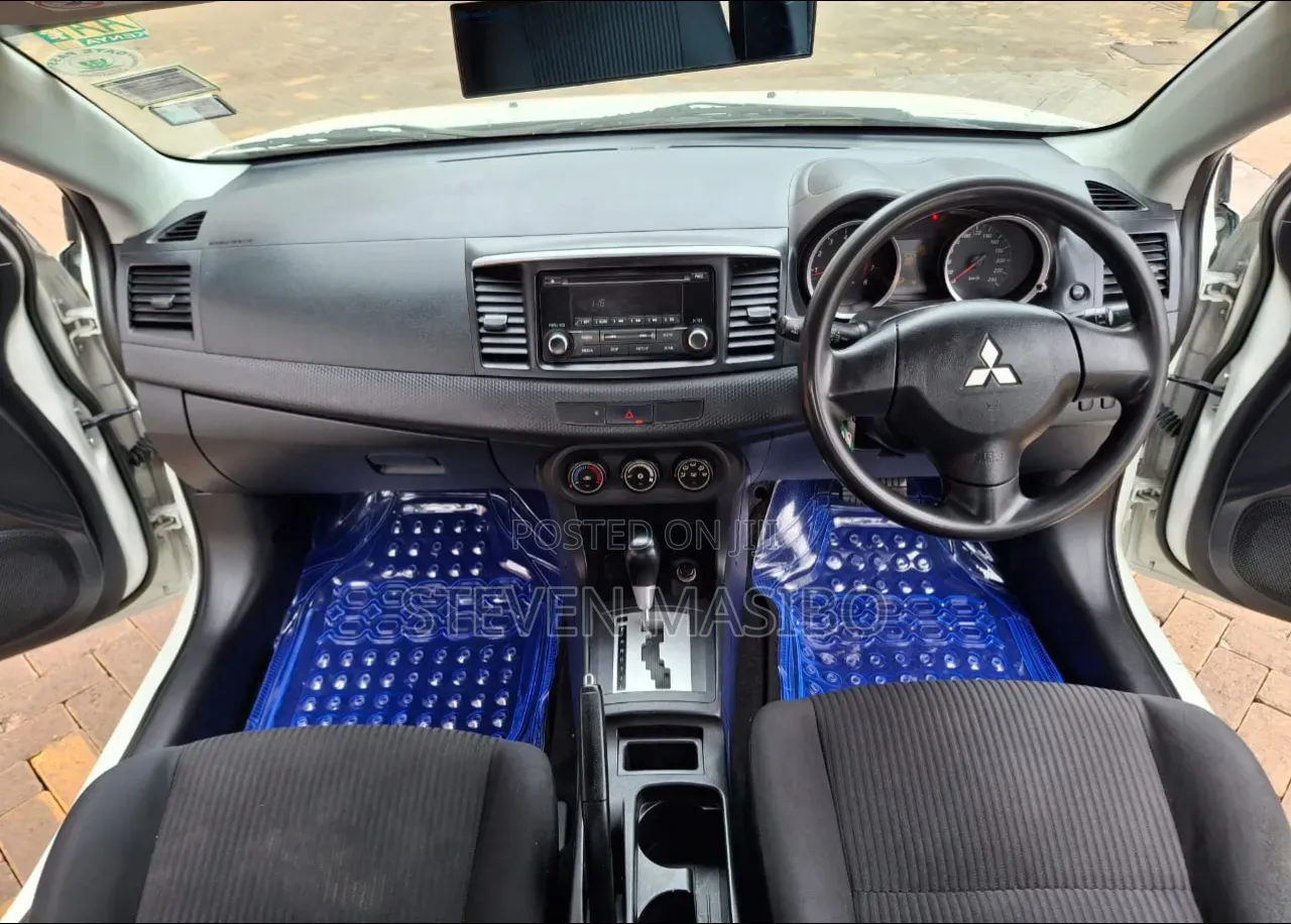 Mitsubishi Lancer 2015 White