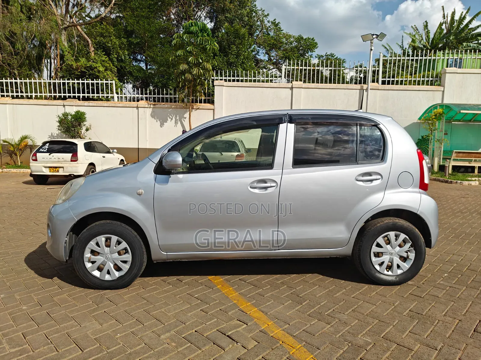 Toyota Passo 2014 Silver