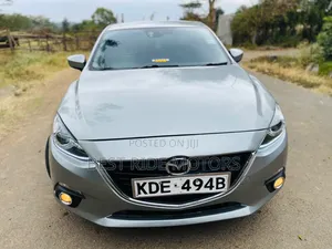 Mazda Axela SV Premium 2014 Silver