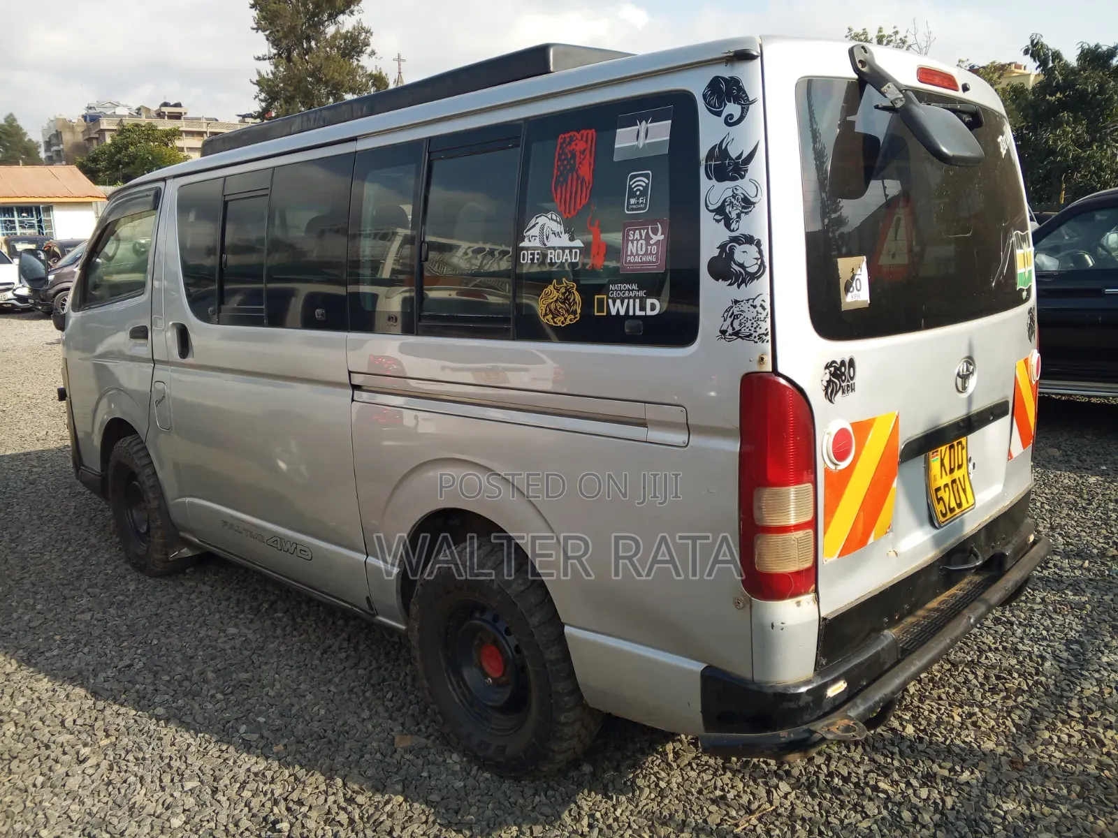 Toyota HiAce 2014 Silver