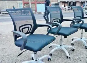Mesh Office Chair – Adjustable