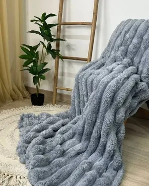 Solid Colour Flannel/Fleece Blankets