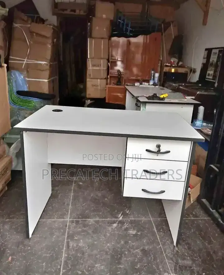 Durable Study Office Desk 0.9m