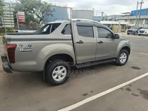 Isuzu D-MAX 2023