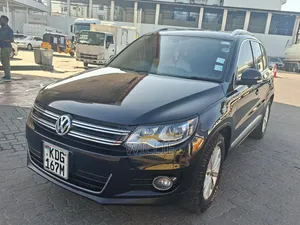 Volkswagen Tiguan 2015 Black