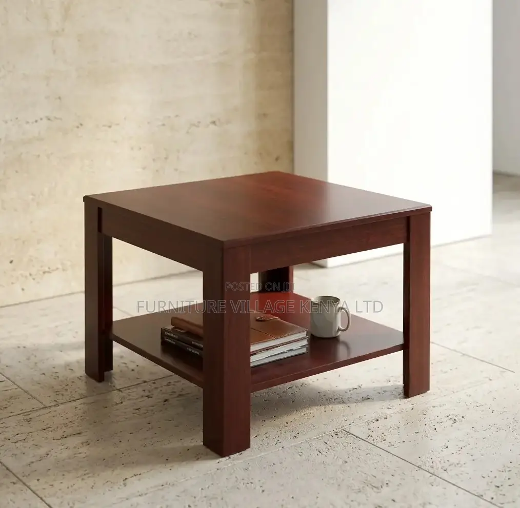 Elegant Reception Coffee Table