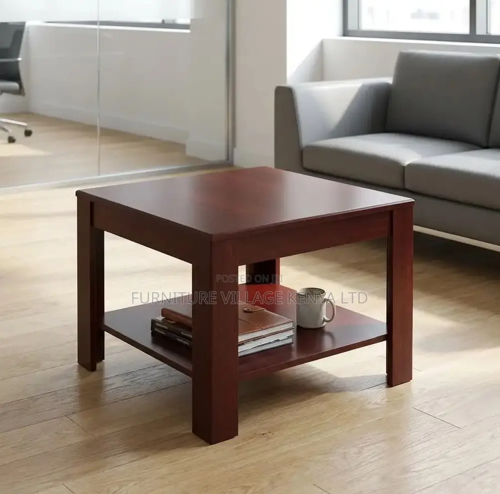 Elegant Reception Coffee Table