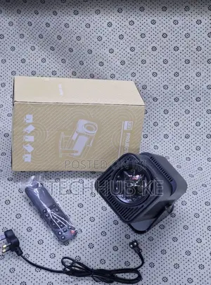 Smart Android Home Theater Projector Hy320 for Streaming Movies