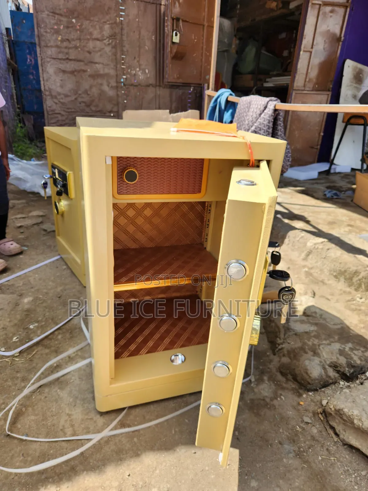 Digital Cash Safe Box