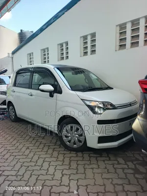 Toyota Spade 2019 White