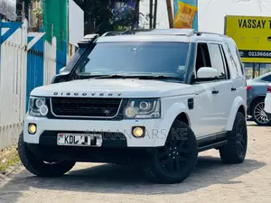 Land Rover Discovery 2016 White