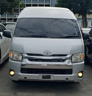 Toyota HiAce 2020 Silver