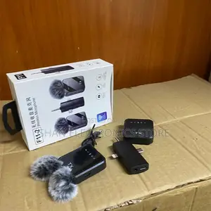 Lightweight F11-2 Wireless Mic Noise Reduction 20m Range Plug-and-Play