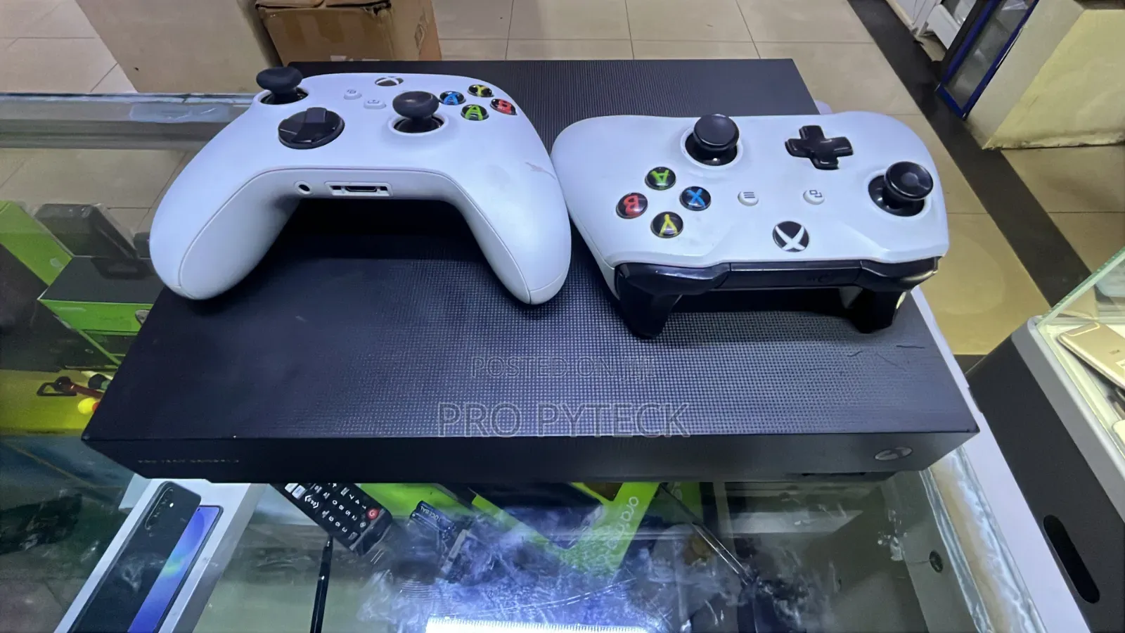 Xbox One X