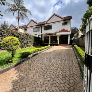 3bdrm Townhouse / Terrace in Kileleshwa for rent
