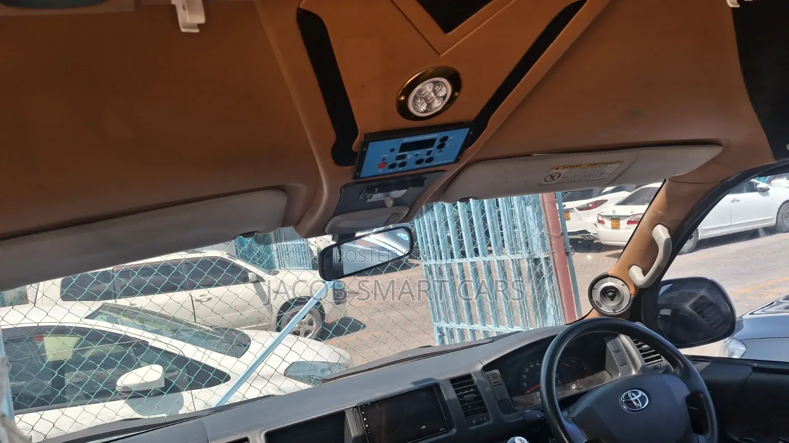 Toyota HiAce 2019 Silver