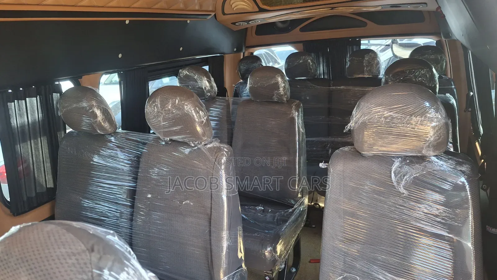 Toyota HiAce 2019 Silver