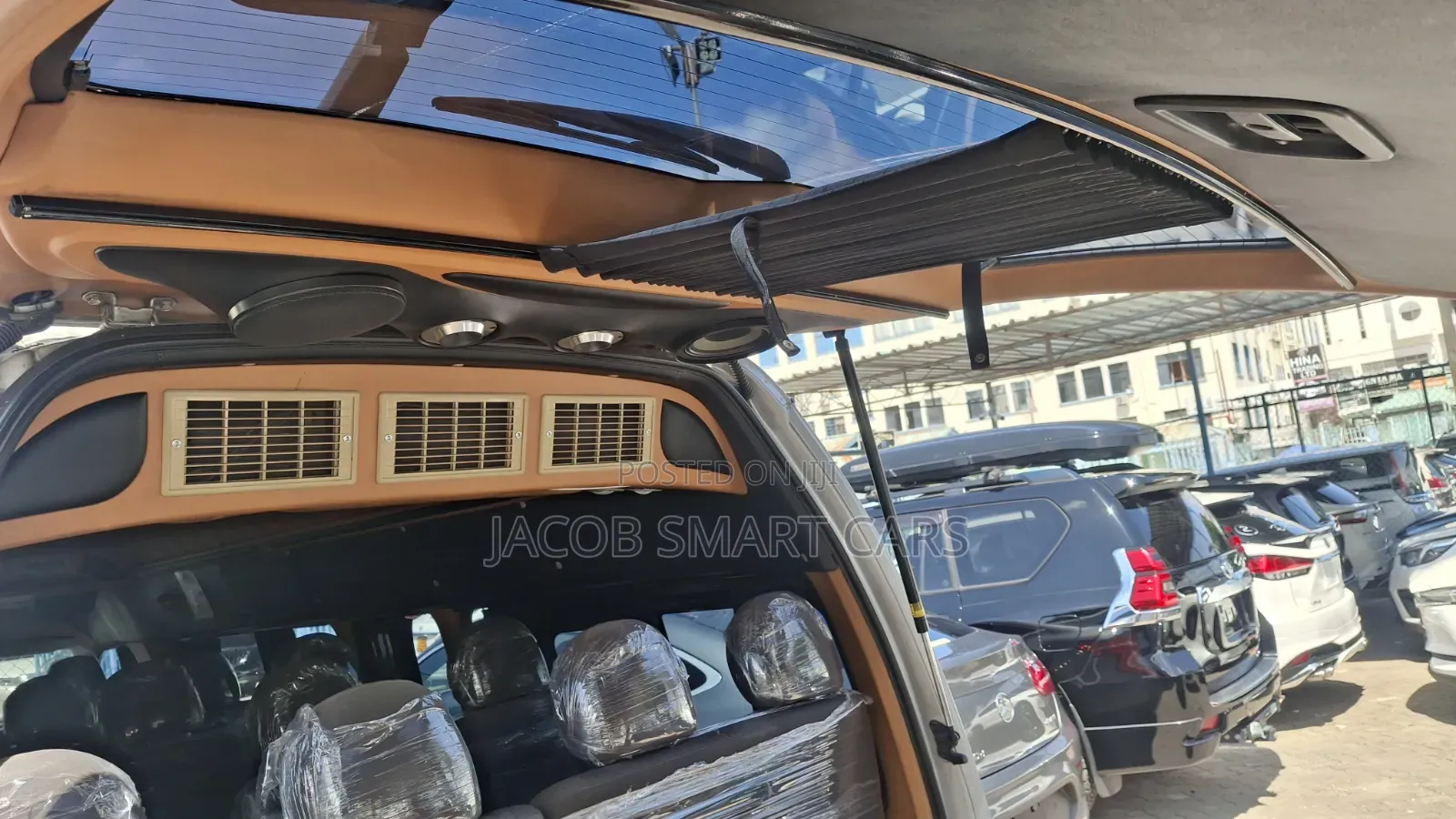 Toyota HiAce 2019 Silver