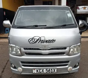 Toyota HiAce 2014 Silver