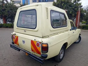 Datsun 1200 1973 Yellow