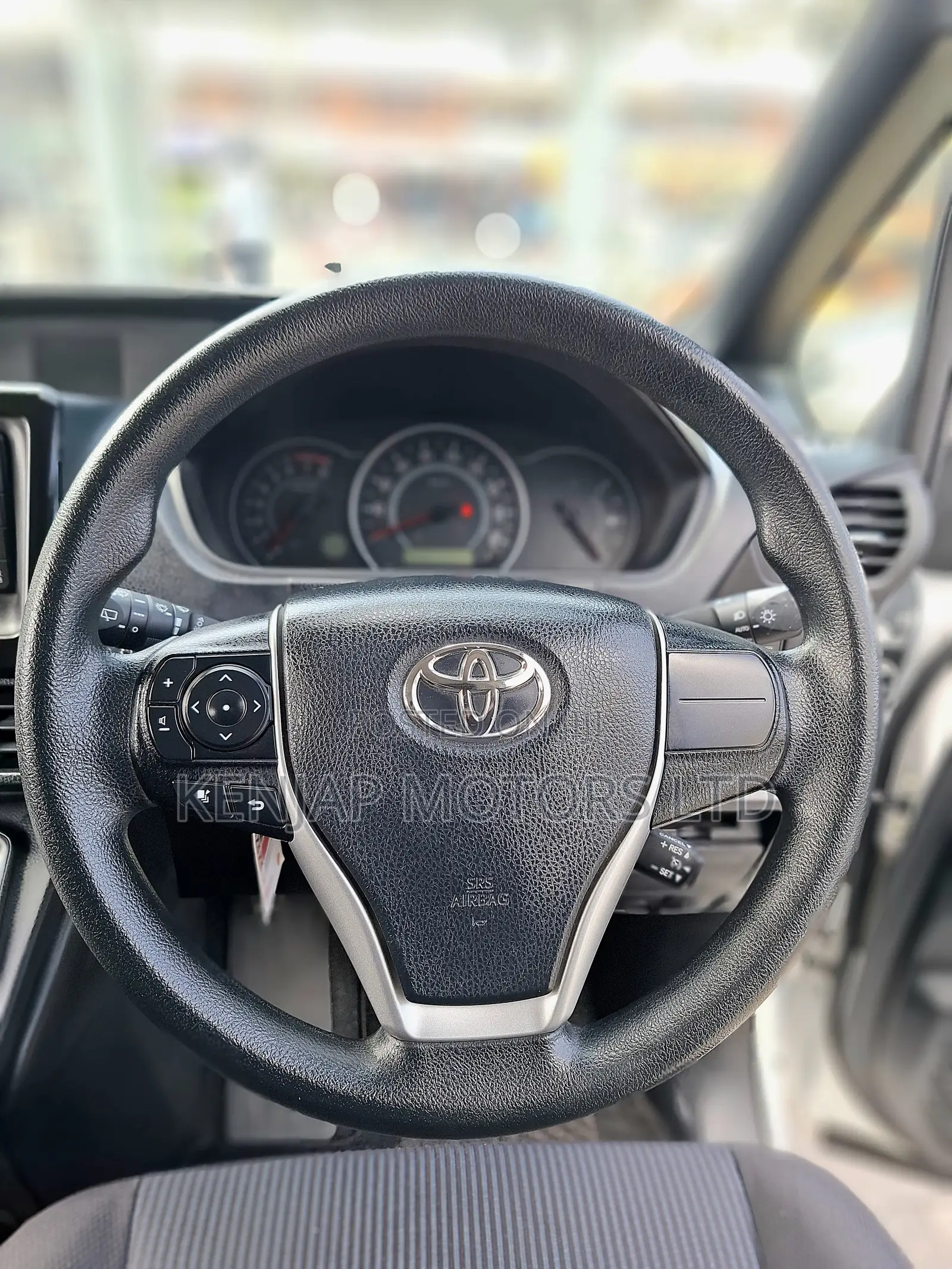 Toyota Noah 2020 White