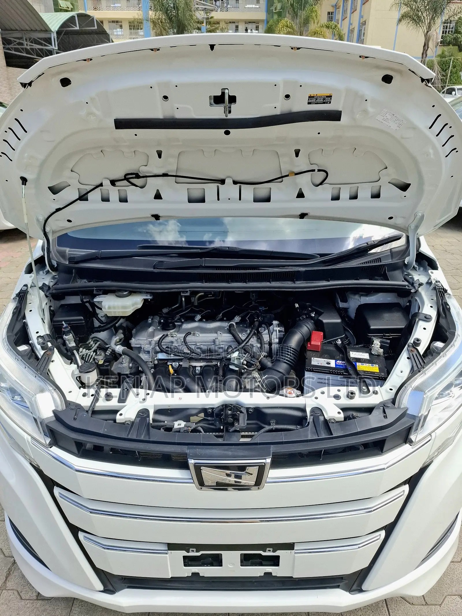 Toyota Noah 2020 White