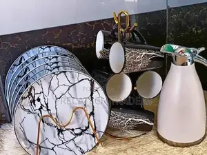 13pcs Ceramic Mug Plate Set With Flask