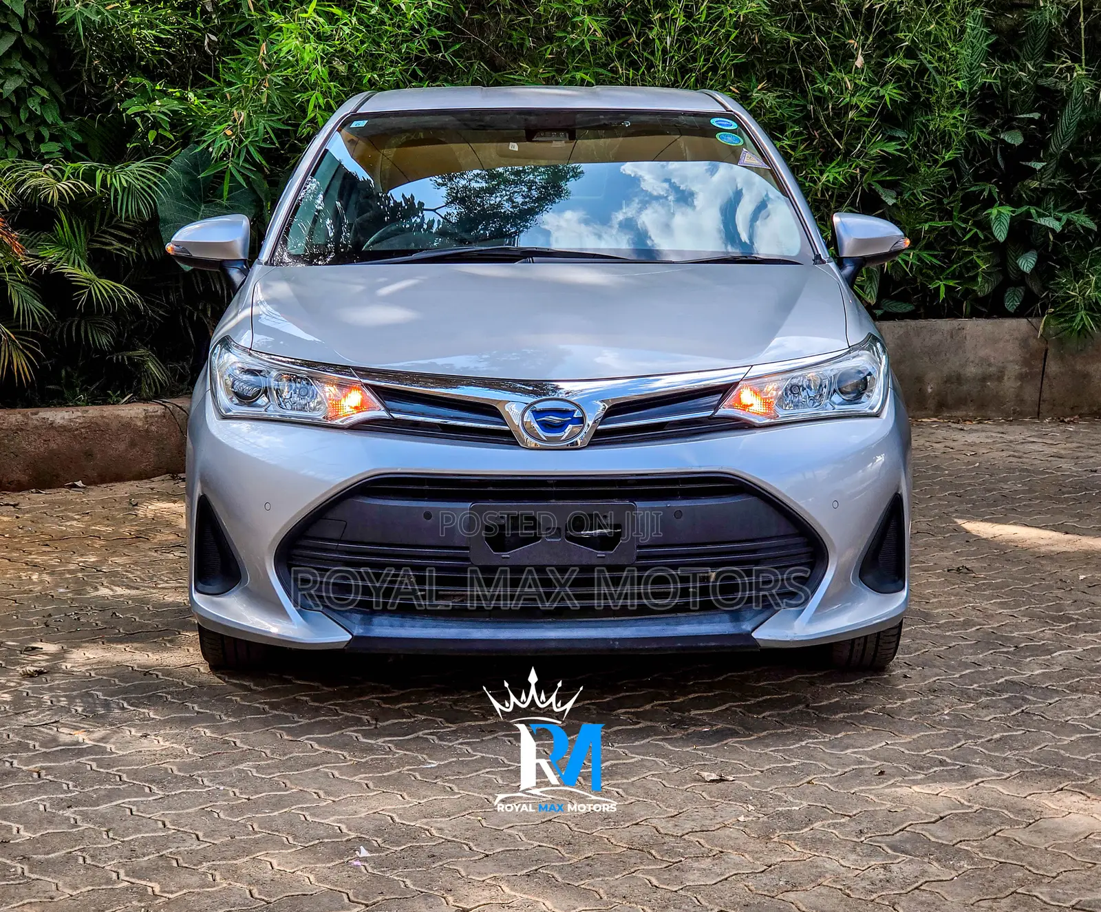 Toyota Axio 2019 Silver